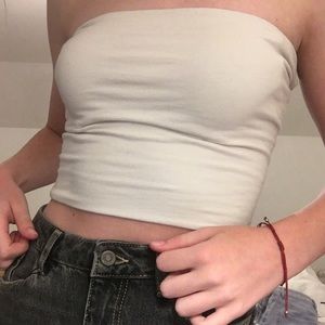 🦋White Brandy Melville tube top